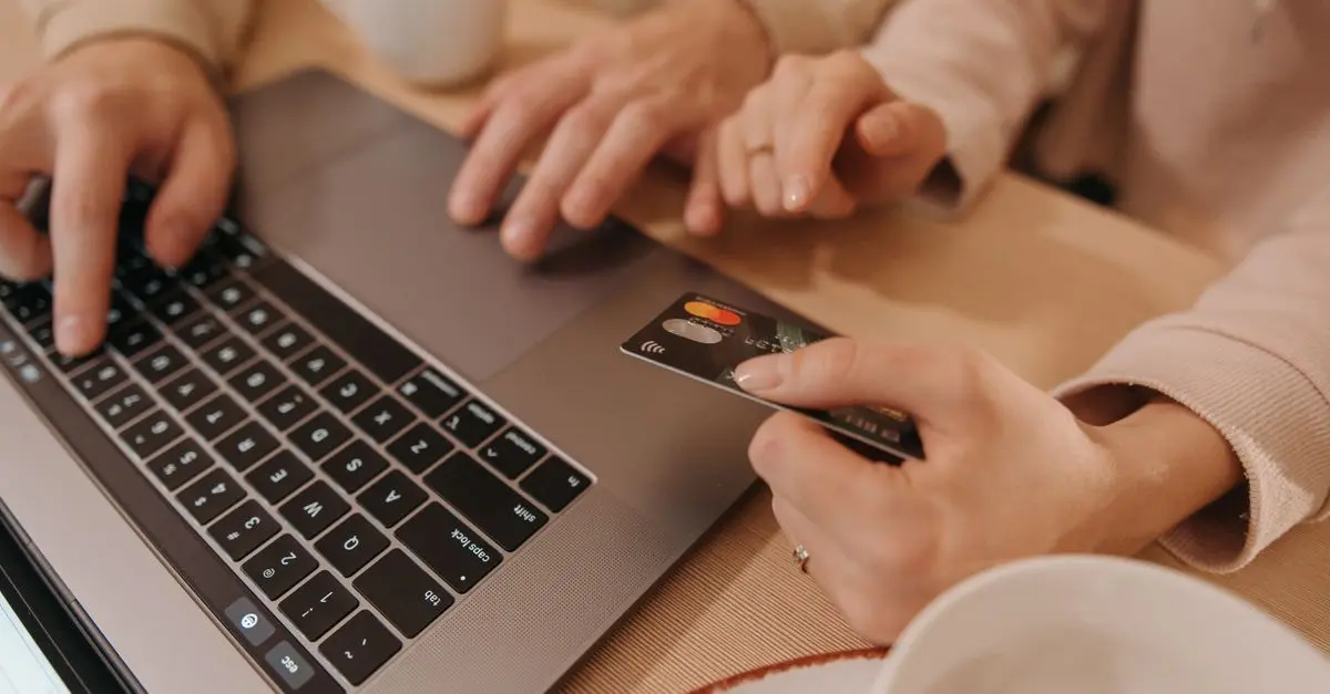 Online Shopping: Tips for Avoiding Scams