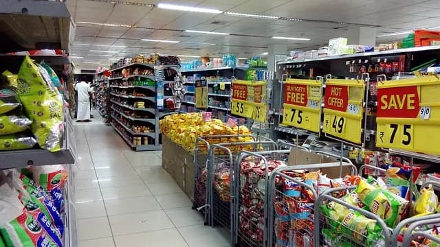 10 Trendy Shopping Tips to Find Incredible Deals