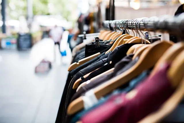 10 Smart Tips for Finding Trendy Shopping Deals