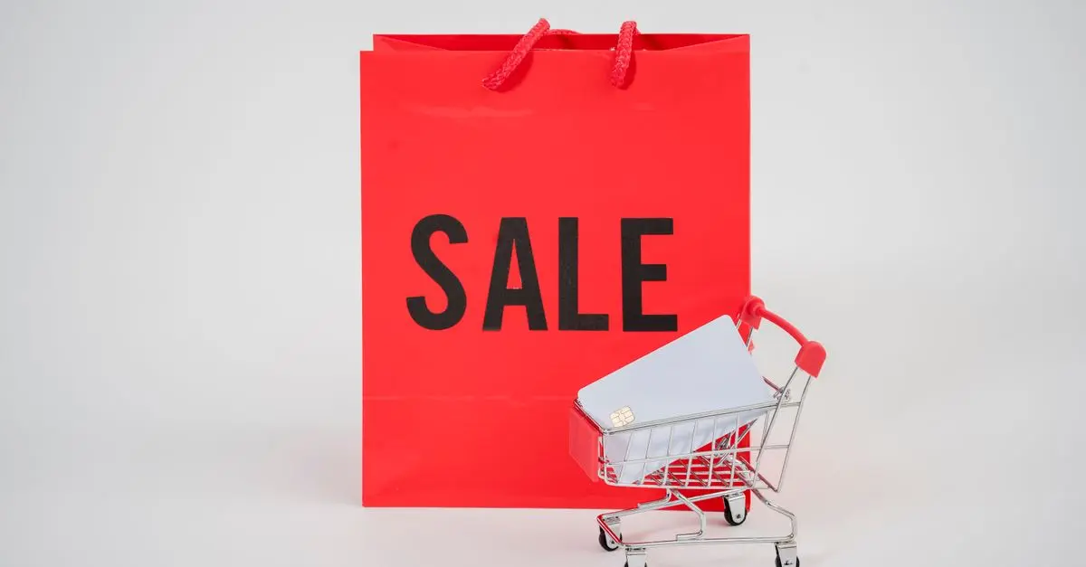Analyzing the Impact of Loyalty Programs on Shopping Decisions